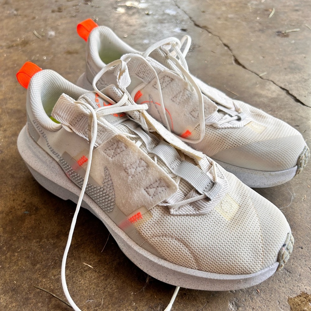 Nike Cream and Orange Athletic Shoes
